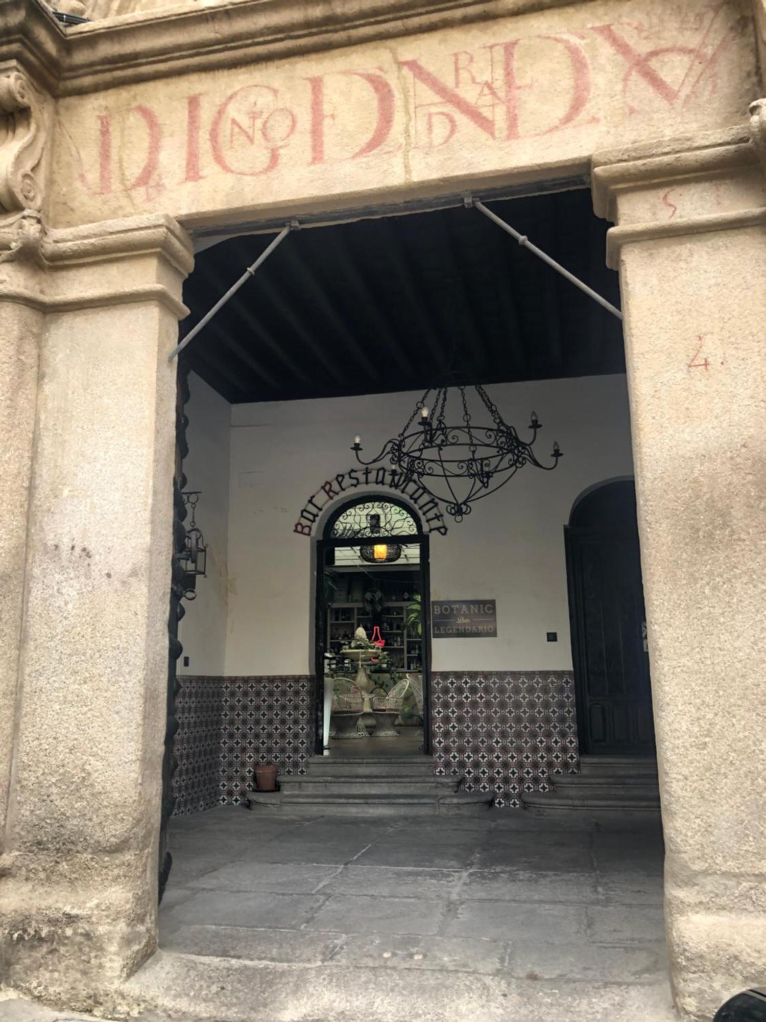 El Encanto De Alfileritos *